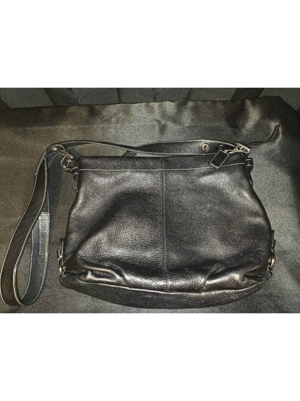 Coach Black Pebbled Leather Crossbody Shoulder Bag With Adjustable Strap & Zip C